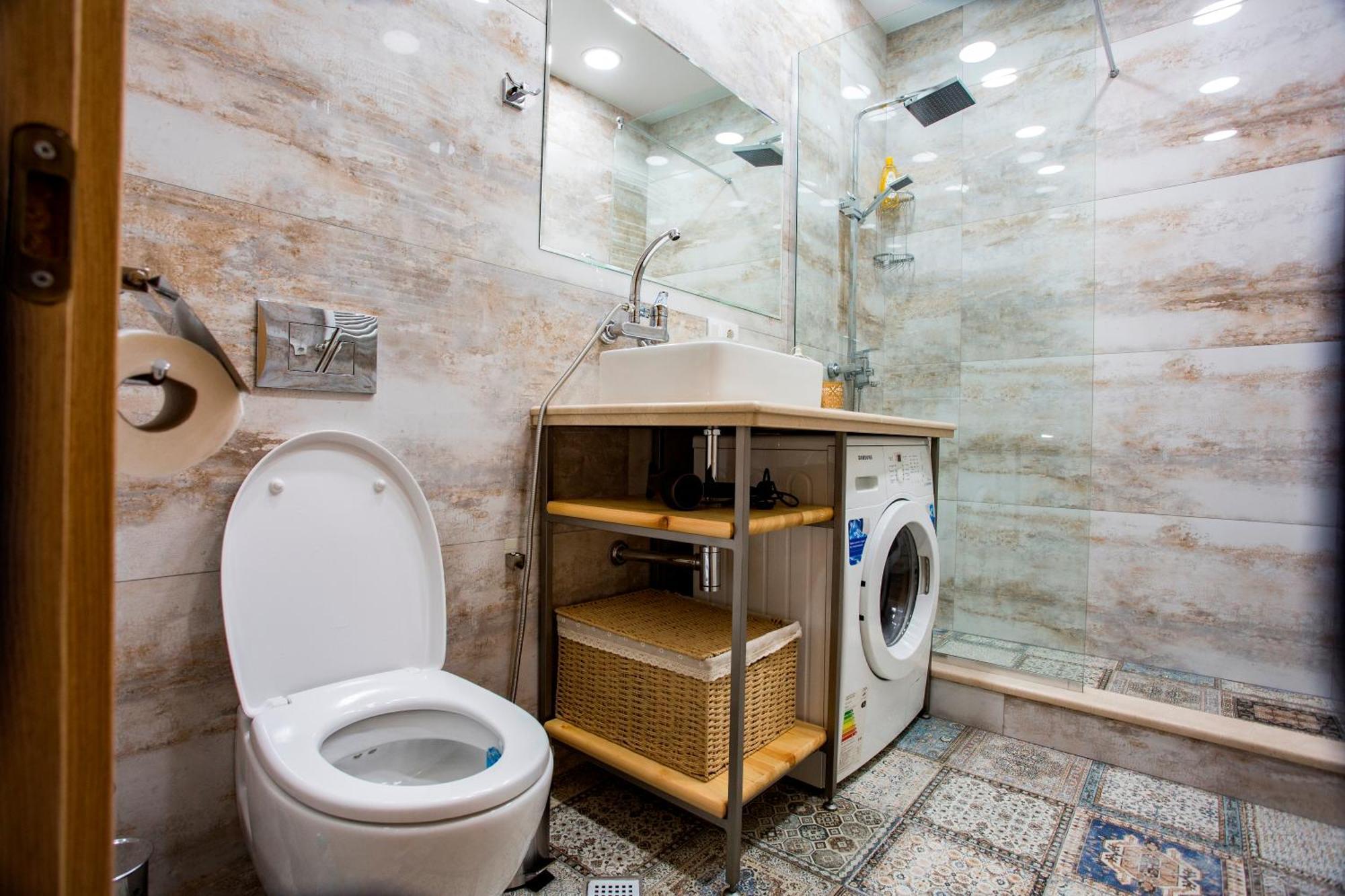 Yellow Apartment In Avlabari Tbilisi ภายนอก รูปภาพ