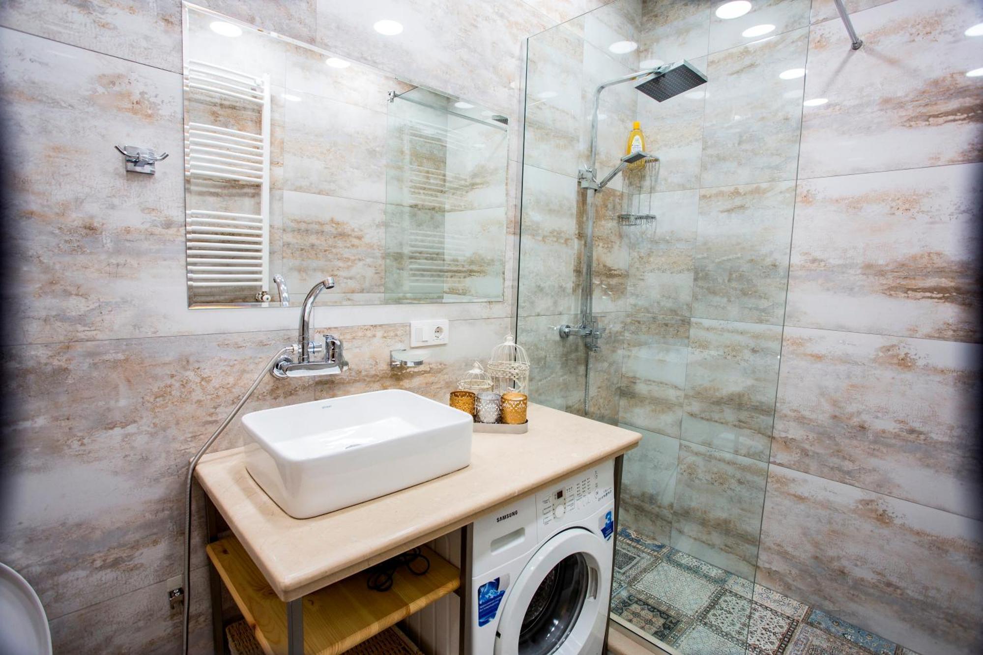 Yellow Apartment In Avlabari Tbilisi ภายนอก รูปภาพ